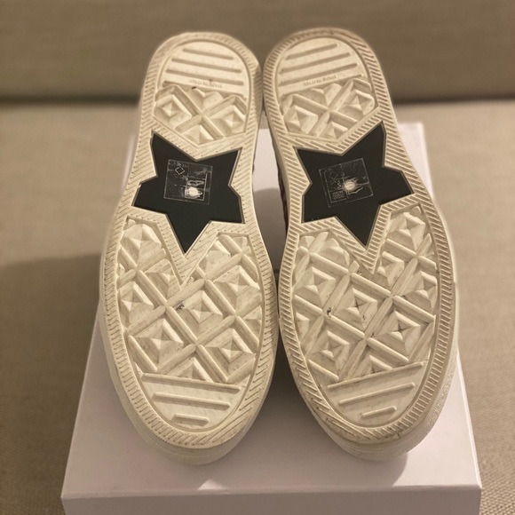 Dior Sneakers - Picture 6 of 6